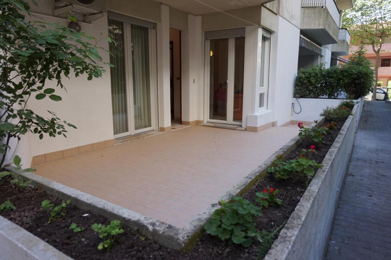 Residence Eva Lignano Sabbiadoro Extérieur photo